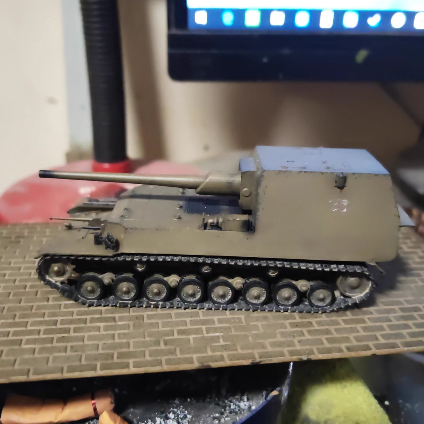 Homemade 1/72 Trial 1 Gun Battle Tank Tank Finished Model Ornament Toys