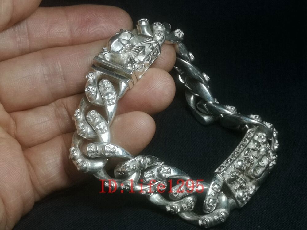 Chinese Tibet Silver Carving skull Statue bracelet gift Collection