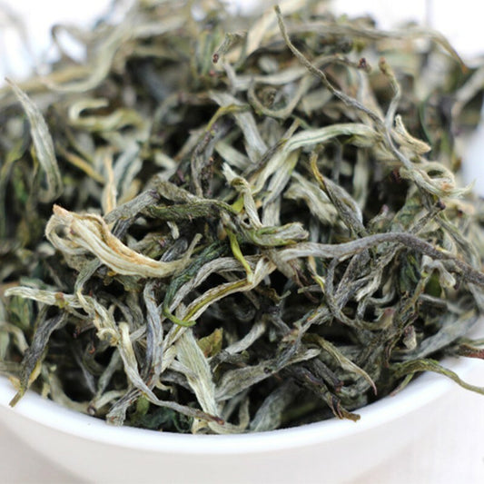 Supreme Organic Early Spring Snowy Mountain Wild Silver Tips Yunnan Green Tea