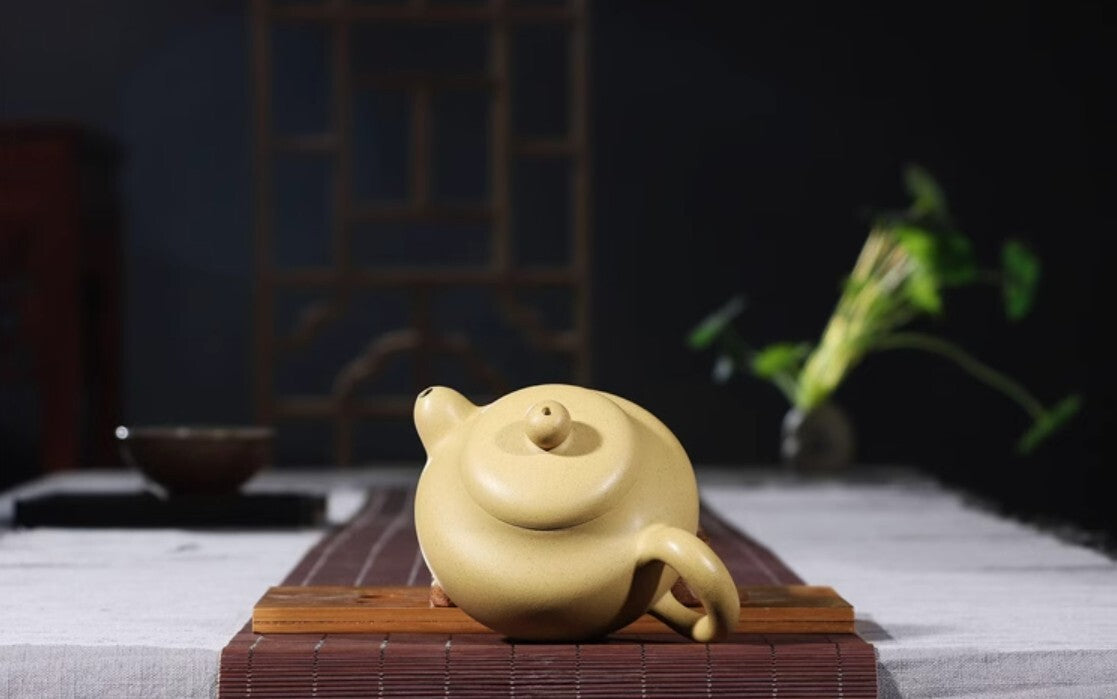 220cc chinese Yixing Handmade Zisha Green Clay Teapot Lotus GongFu Hu Tea Pot
