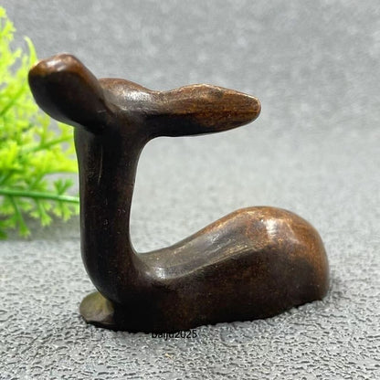 Deer Statue Retro Crafts Metal Carving Decoration Tea Pet fawn figurine deerlet