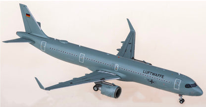 1:200 JC Wings Luftwaffe Airbus A321neo 15+11 Airplane Diecast Model