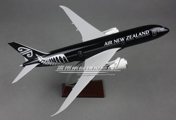 43CM AIR NEW ZEALAND BOEING 787 ZK-NZE Passenger Airplane Resin Aircrarft Model