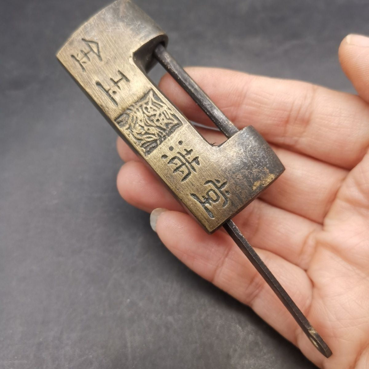 Antique Engraved Copper Padlock Retro Old Box Lock Traditional Chinese Decor