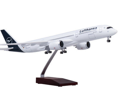 47CM 1:142 Lufthansa AIRBUS A350 Passenger Airplane Landing Gears Resin Model