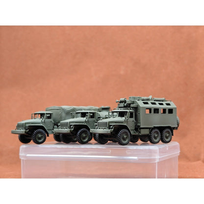 1/144 Russian Ural Kamaz Logistics Fuel Tanker Command Vehicle Finished Model