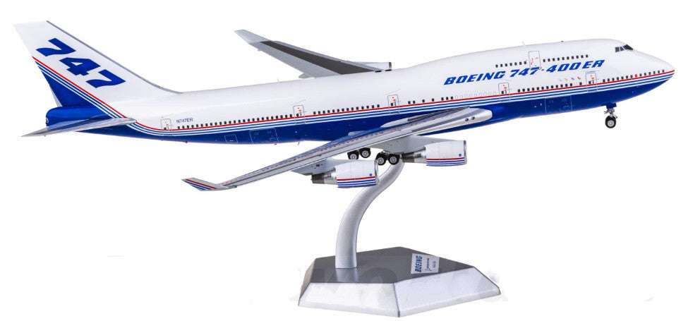 1:200 SQ Wings Boeing B747-400 N747ER Passenger Airplane Diecast Plane Model