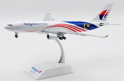 1:200 30CM JC Wings Malaysia Airlines AIRBUS A330-200 Airplane Diecast Model