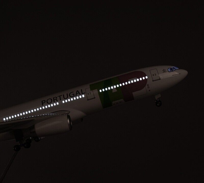 47CM TAP PORTUGAL AIRBUS A330 Airplane Led Sound-controlled Light Resin Model