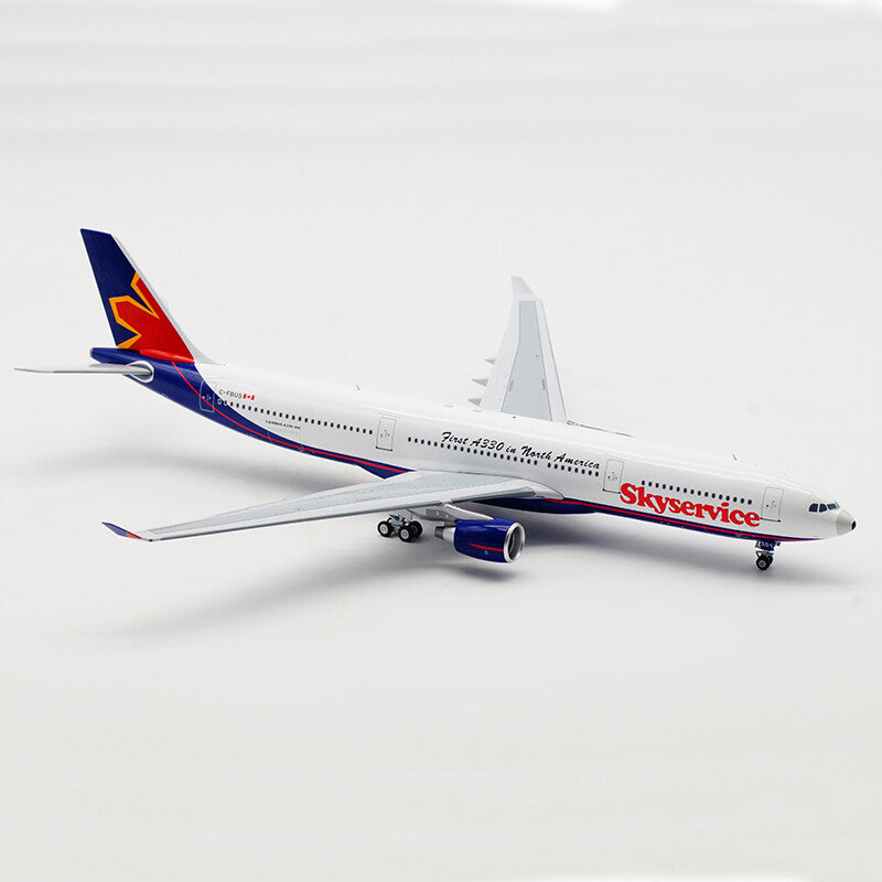 Inflight SKYSERVICE AIRBUS A330-300 1/200 diecast plane model aircraft C-FBUS
