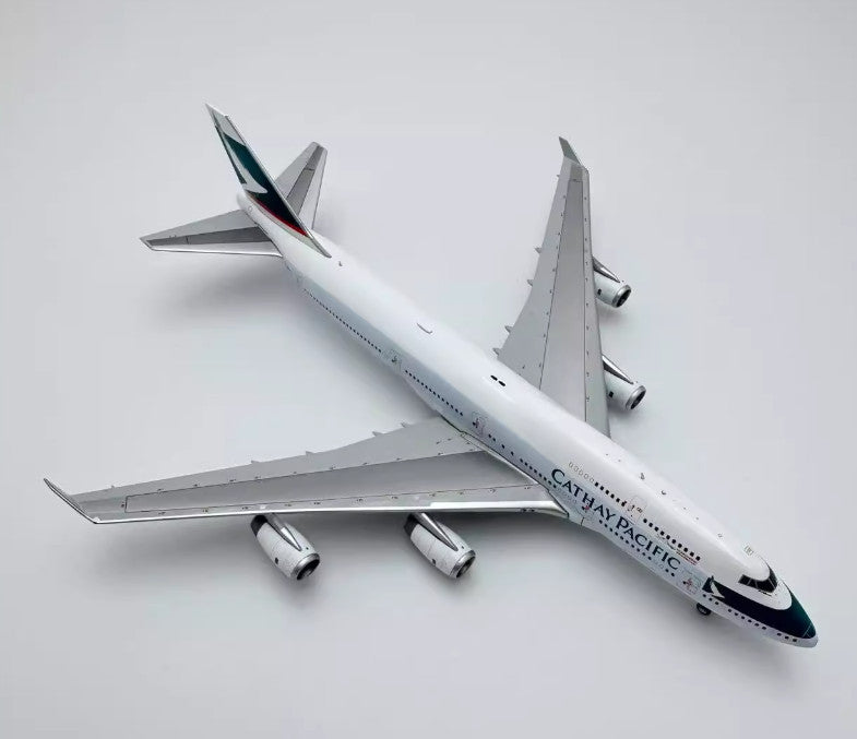 1:400 YY Wings CATHAY PACIFIC BOEING 747-400 Passenger Airplane Diecast Model