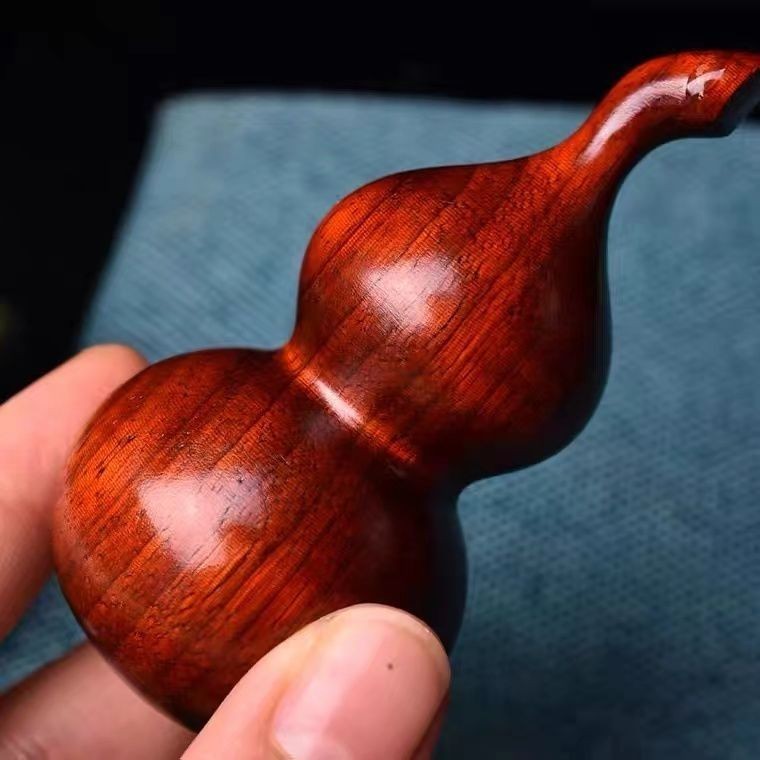 Red Sandalwood Gourd Pendant 3.03in Handheld Wenwan Car Hanging Wood Craft