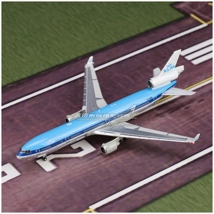 1:400 Phoenix KLM McDonnell Douglas MD-11 Passenger Plane Diecast Airplane Model