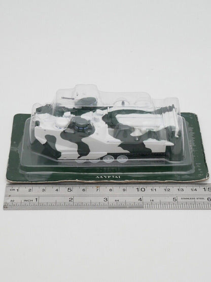 IXO 1/72 AAVP7A1 Tracked Amphibious Landing Troop Carrier Assault Tank Model