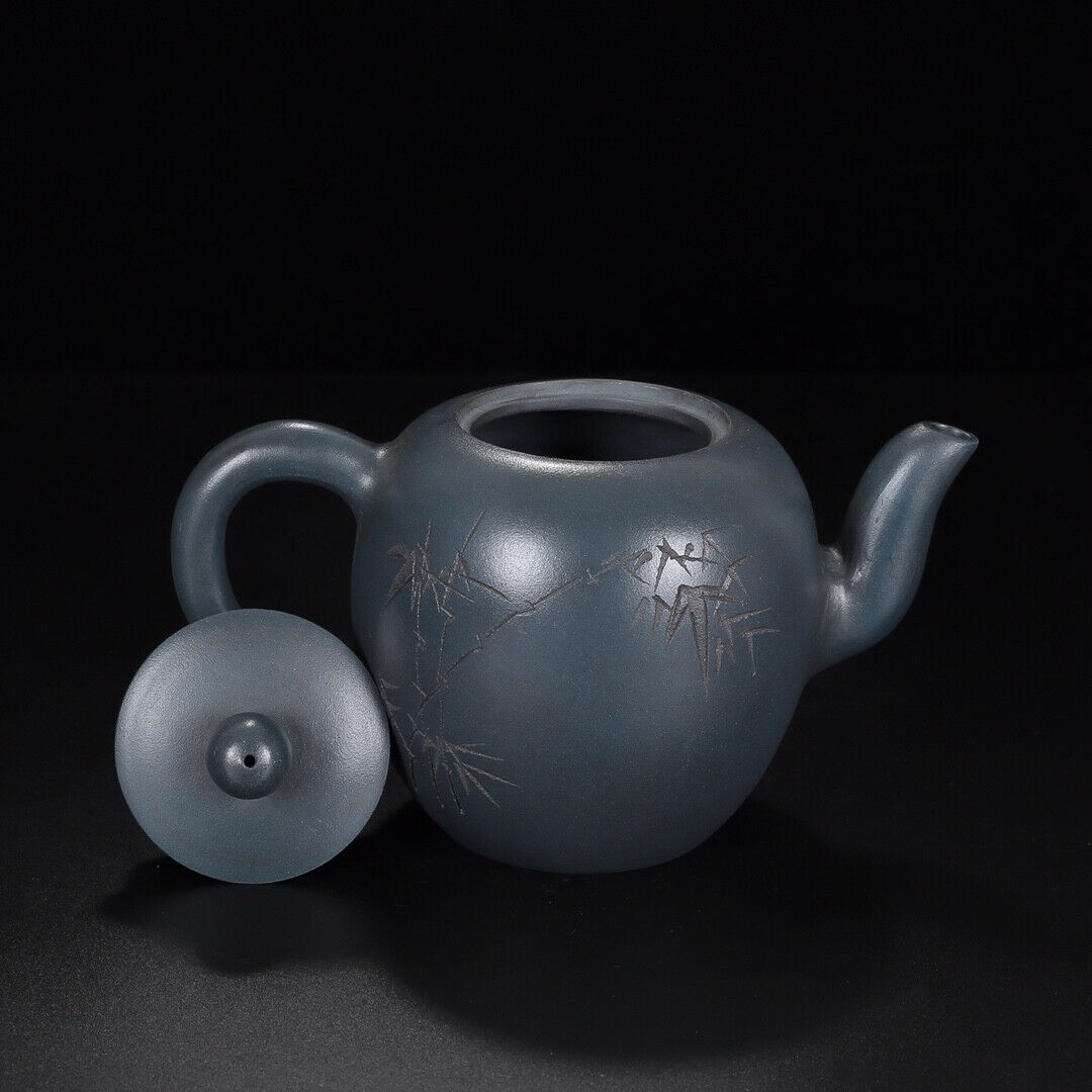 Chinese Yixing Zisha Clay Handmade Exquisite Teapot （美人肩 底款：顾景舟）