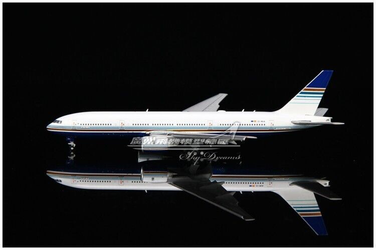 1:400 JC Wings PRIVILEGE BOEING 777-200 Passenger Plane Flap Down Diecast Model