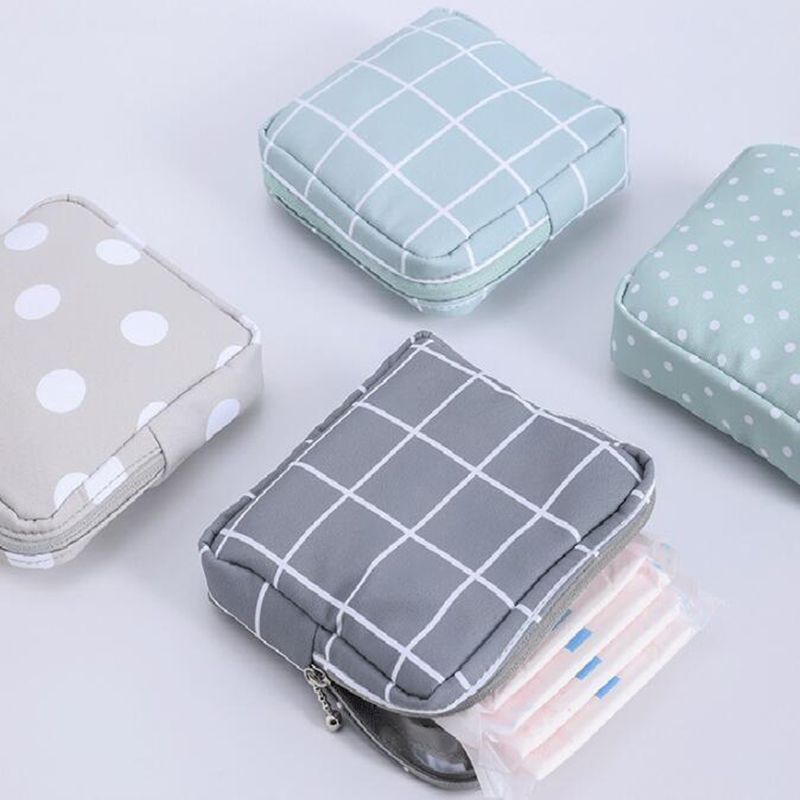 Small Cosmetic Bag Traveling Sanitary Napkin Storage Purse Coin Lipstick Wallet