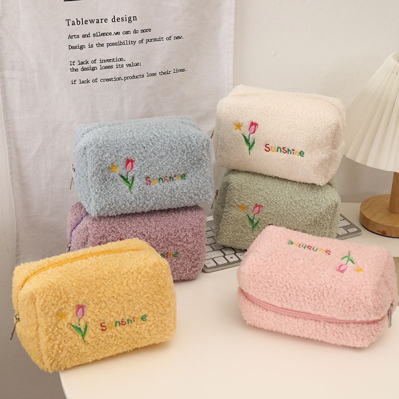 Tulip Flower Travel Cosmetic Storage Bag Makeup Organizer Handbag Wash Purse 1PC