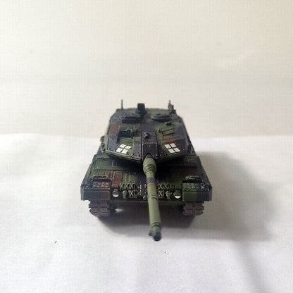 1/72 PANZERKAMPF Ukraine Leopard 2A6 Main Battle Tank Finished Model NEW！