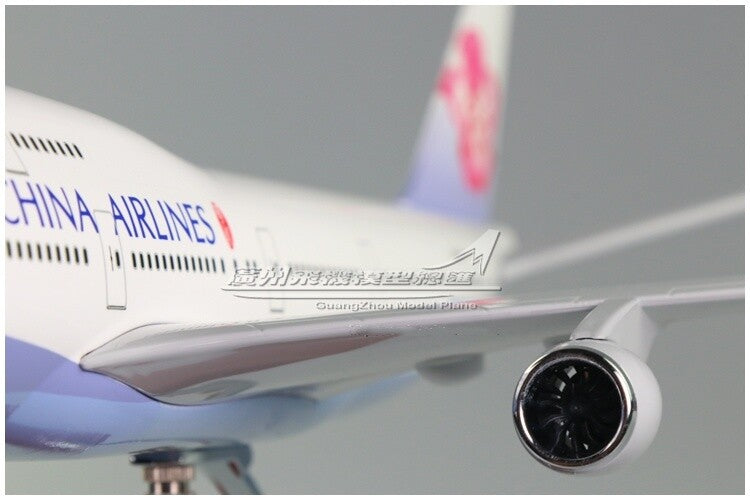 47CM 1:150 CHINA AIRLINES BOEING 747-400 B-18208 Passenger Airplane Resin Model