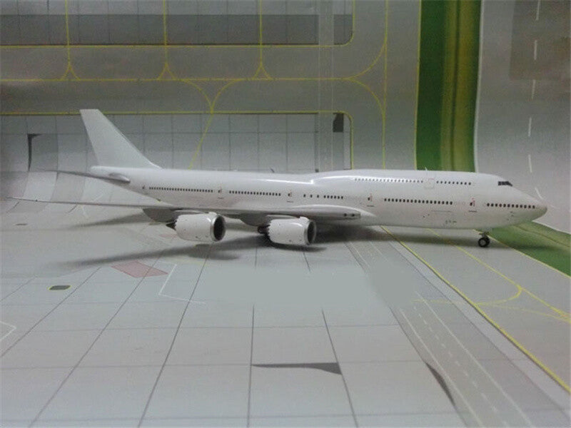JC Wings For Boeing B747-8 Blank 1/200 DIECAST Aircraft Pre-built Model