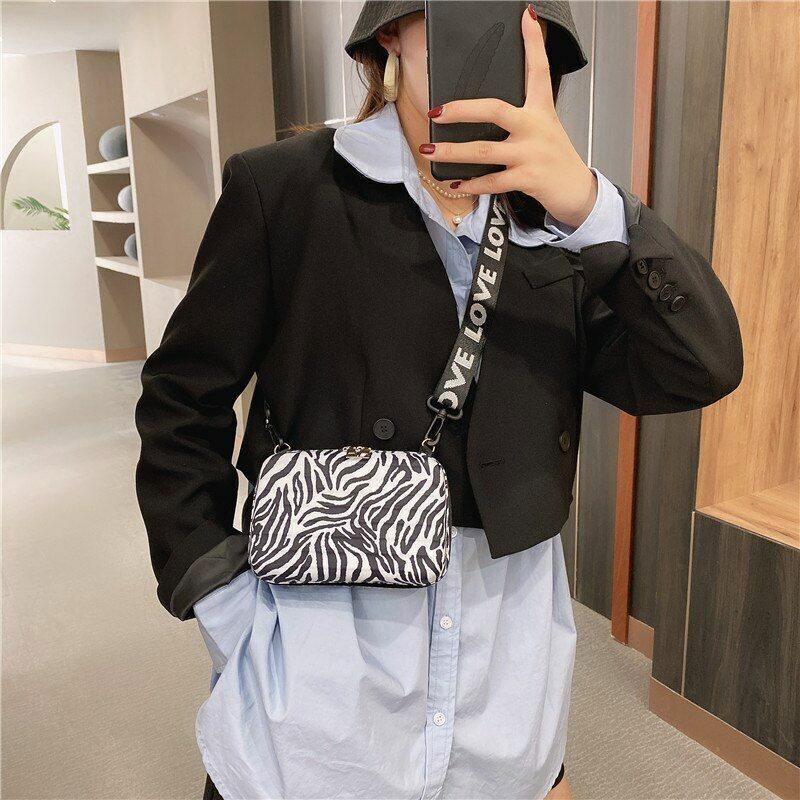 Mini Bag Graffiti Box Shoulder Crossbody Style Fashion Letter Zipper Purse Women
