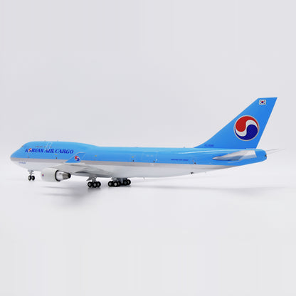 1:200 JC Wings Korean Air Boeing 747-400BCF Passenger Airplane Diecast Model