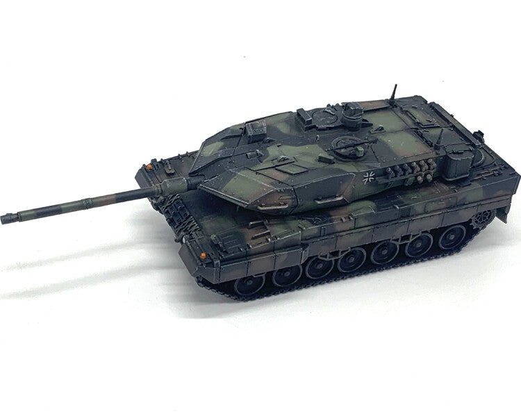 1/72 German Leopard 2A7 Main Battle Tank Model Tricolor Camouflage Coating
