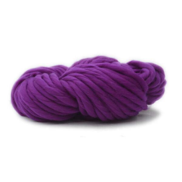 Hot Sale 250g Chunky Wool Yarn Bulky Arm Knitting Wool Roving Crocheting Yarn