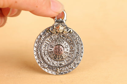 Chinese tibet silver dragon amulet pendant netsuke nobe necklace