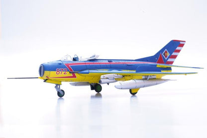 1/72 East German MIG-19S MiG 19 Fighter Model Hunting Squadron