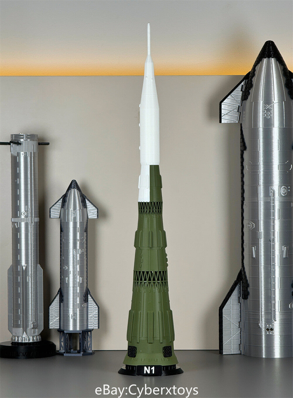1:200 Scale CCCP N1 Landing Moon Rocket Model Finished Painted Product