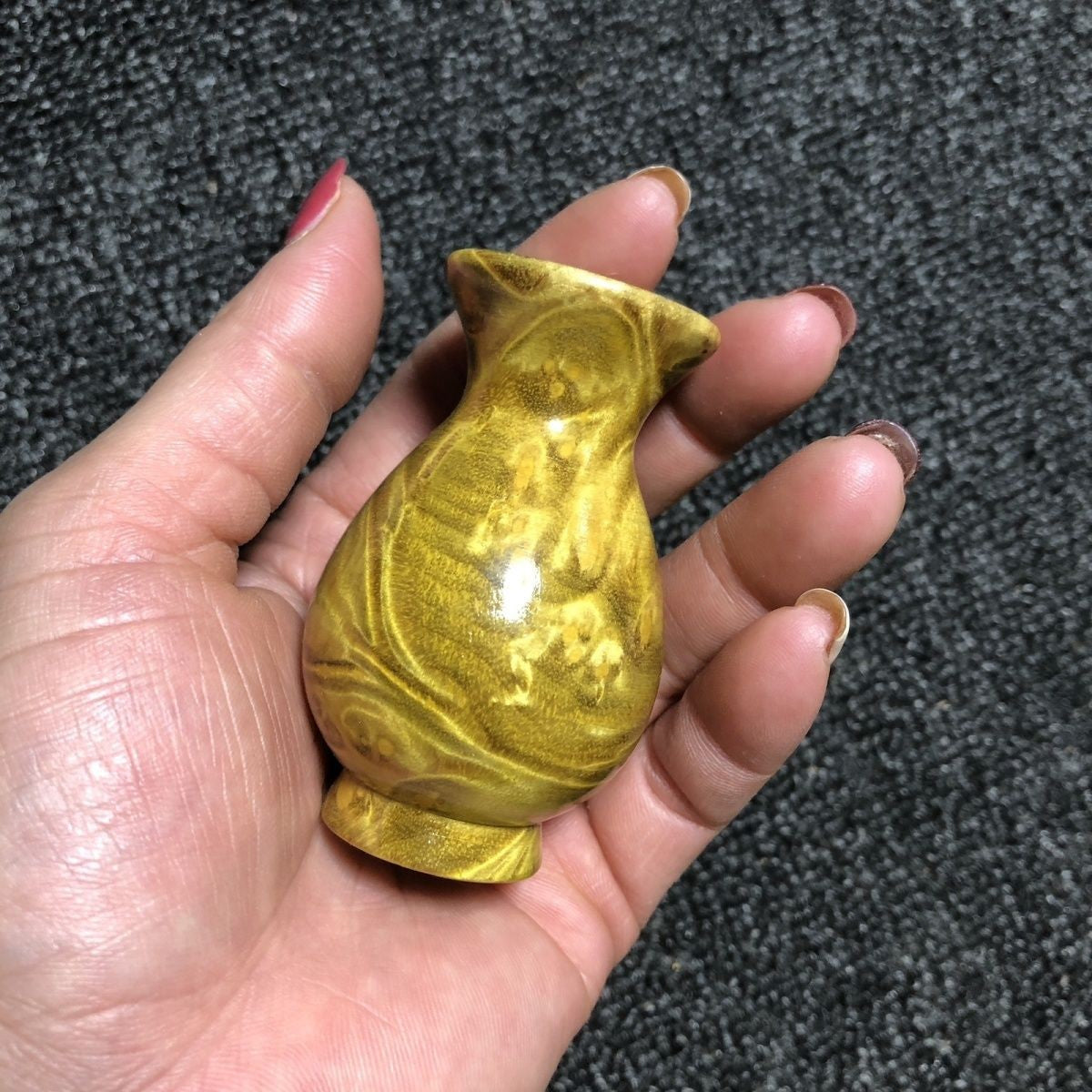 Camphor Wood Vase 6×3cm Hand Carved Wenwan Pocket Decor Craft