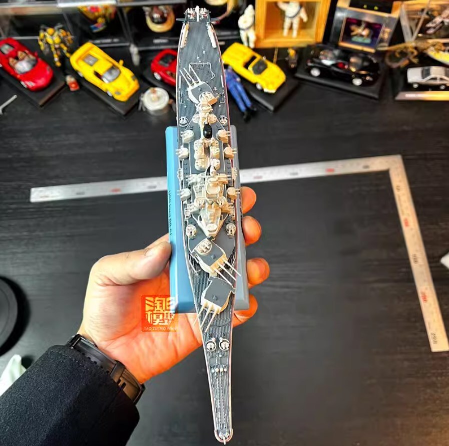 1/1000 USA USS Iowa BB-61 battleship Warship model