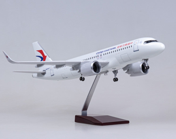 1:80 47CM CHINA EASTERN AIRBUS A320neo Airplane Landing Gear Resin Plane Model
