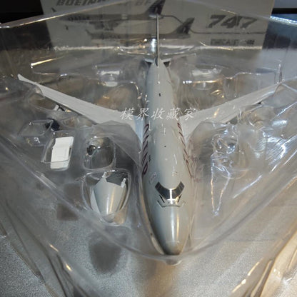 1:400 JC Wings Qatar Boeing 747-8F Airplane Diecast Aircraft Plane Model