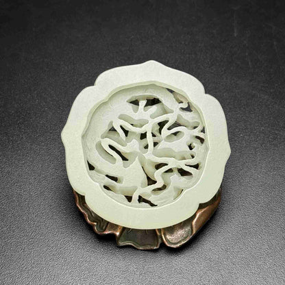 Chinese Natural Hetian Jade Hand-carved Exquisite Dragon Pendant 31223