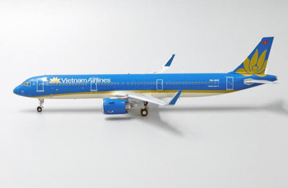 1:200 JC Wings Vietnam Airlines AIRBUS A321neo Airplane Diecast Aircraft Model