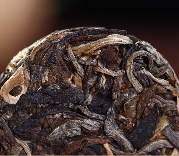 FengHuangWo MiNi puerh tea YunNan YiWu uncooked puerh raw mini Puri cake tea-