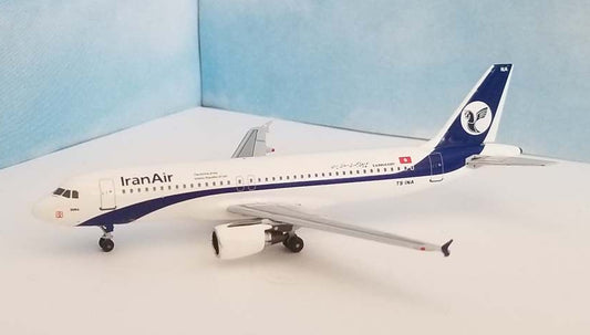 1:400 AeroClassics Iran Air AIRBUS A320 Passenger Aircraft Diecast Plane Model
