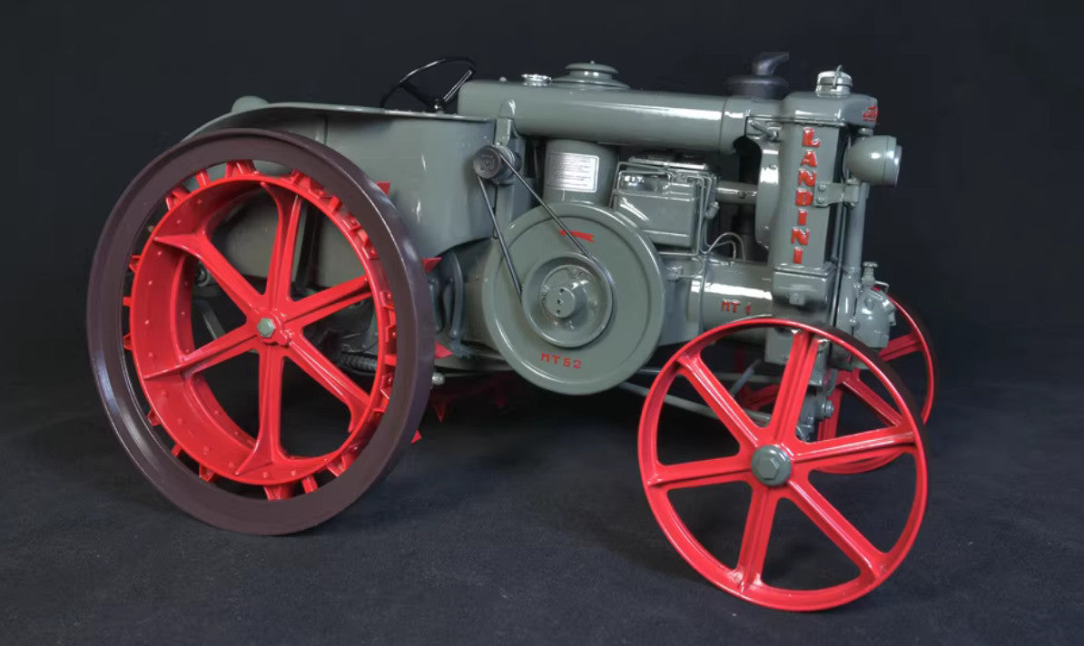 1:16 UH SUPER LANDINI 2706 Tractor Construction Farm Machine Diecast Model