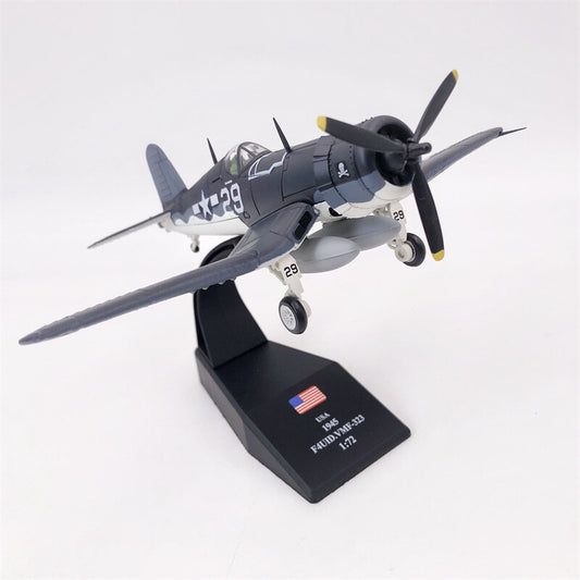 Amer WWII F4U-1 Pirate Military Fighter VMF-323 USA 1945 1/72 Aircraft Model