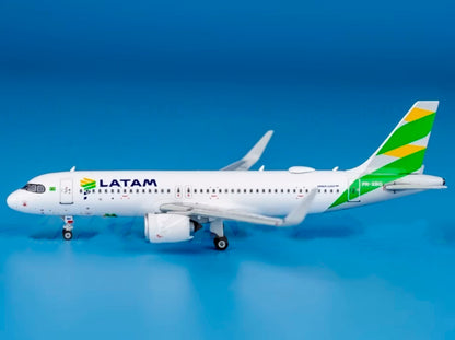 1:400 PhoenixLATAM AIRBUS A320neo Passenger Airplane Diecast Aircraft Model