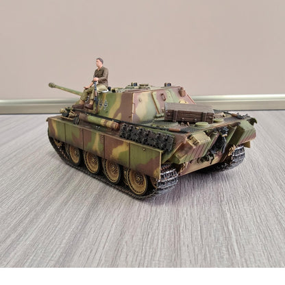 1/72 German Jagdpanther"/ ‌Panzerjager V tank destroyer No. 144 finished model