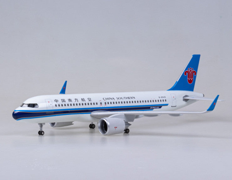 1:80 47CM CHINA SOUTHERN AIRBUS A320neo Plane Landing Gear Resin Aircraft Model