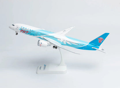 32CM 1:200 Risesoon China Southern Boeing 787-9 Airplane ABS Plastic Plane Model
