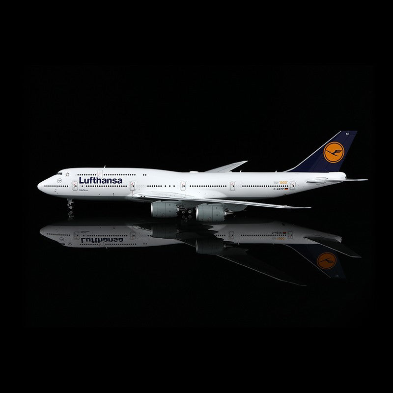 1:200 SQ Wings Lufthansa B747-8 D-ABYP Passenger Airplane Diecast Plane Model