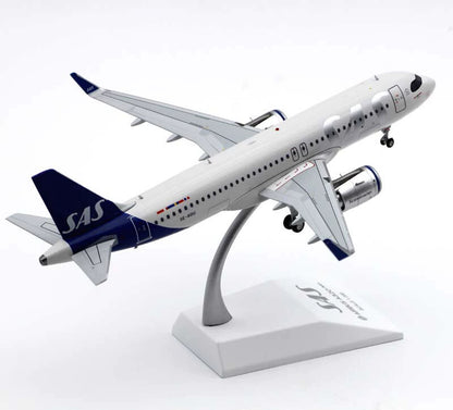 JC Wings Scandinavian for Airbus A320NEO SE-ROU 1/200 Aircraft Pre-built Model