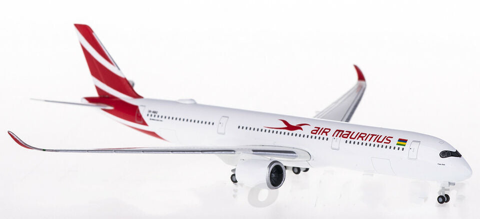 1:500 Herpa Air Mauritius AIRBUS A350-900 Passenger Airplane Diecast Plane Model