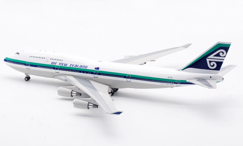 1:200 35CM InFlight AIR NEW ZEALAND BOEING 747-400 Aircraft Diecast Plane Model